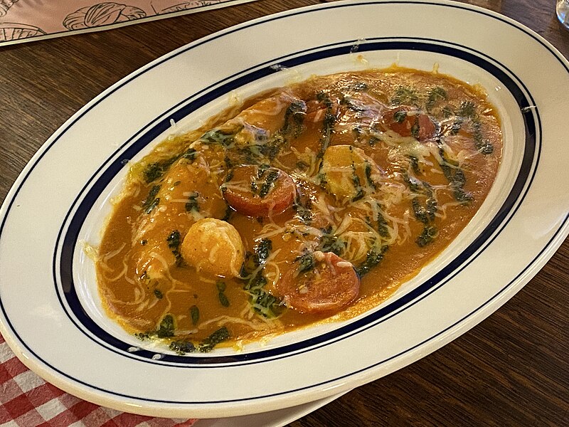 FISKE- OG SKALDYRSSUPPE med aioli